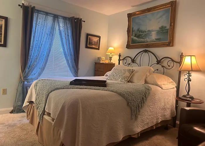 Woodstock Inn Bed & Breakfast
